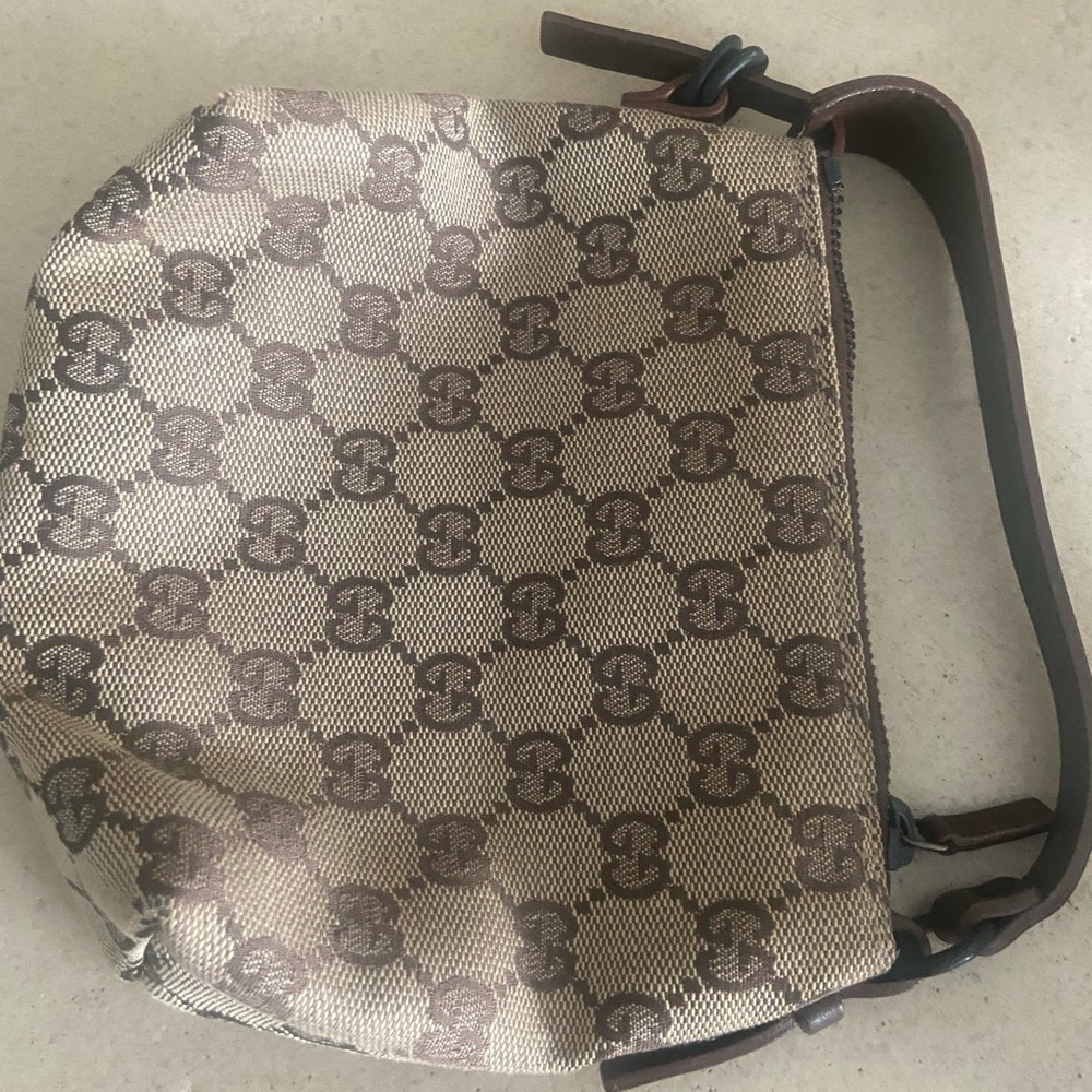 Gucci make up bag